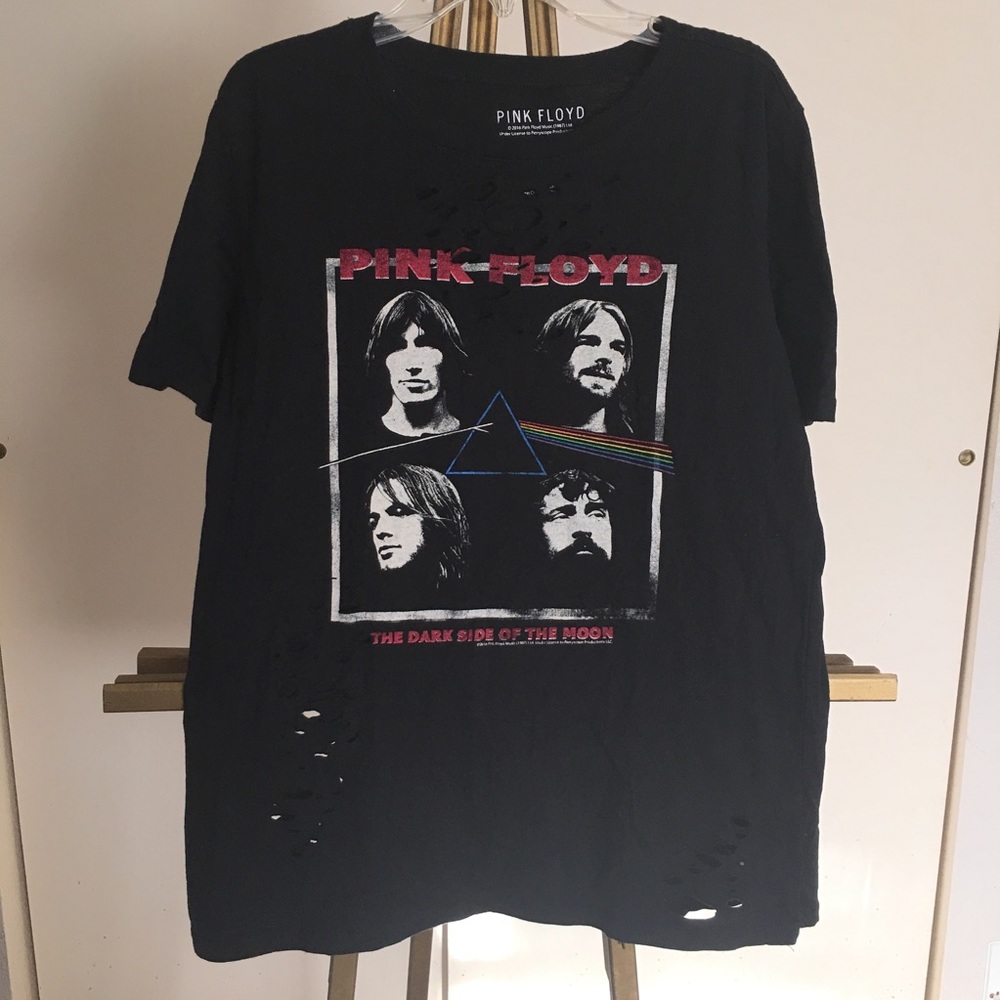 DISTRESS PINK FLOYD TSHIRT
